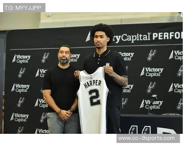 名记称迪伦哈珀适应能力如邓肯但风格各异展现独特魅力 名记称迪伦哈珀适应能力如邓肯但风格各异展现独特魅力