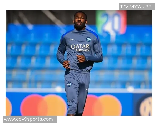 国米官方宣布小图拉姆左腿筋拉伤下周将进行情况评估 国米官方宣布小图拉姆左腿筋拉伤下周将进行情况评估