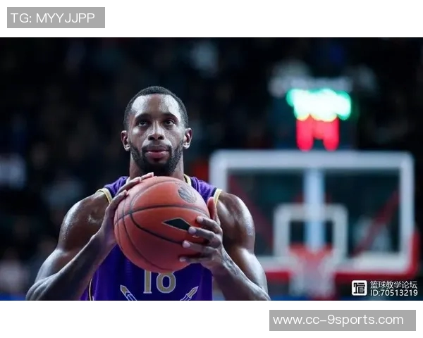 克洛尼首节火力全开四记三分狂砍13分1板1断展现神准外线能力 克洛尼首节火力全开四记三分狂砍13分1板1断展现神准外线能力