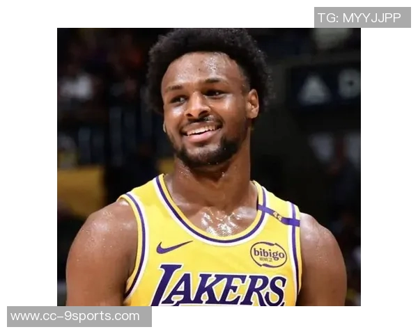 布朗尼逐渐融入球队但进攻能力不足仍难以在NBA立足 布朗尼逐渐融入球队但进攻能力不足仍难以在NBA立足